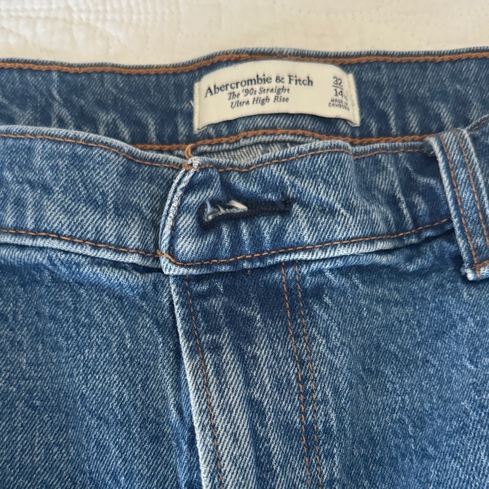 Abercrombie & Fitch Denim High Rise Jeans